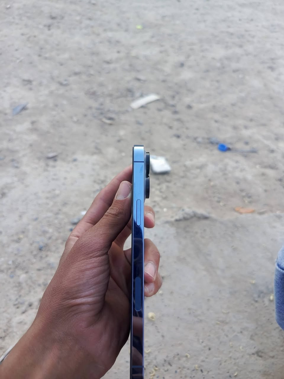 السلام عليكم للبيع ايفون 13برو ماكس الجهاز فول نضافه الذاكره 256 شريحه وحده السعر خاص الستفسار ***********
