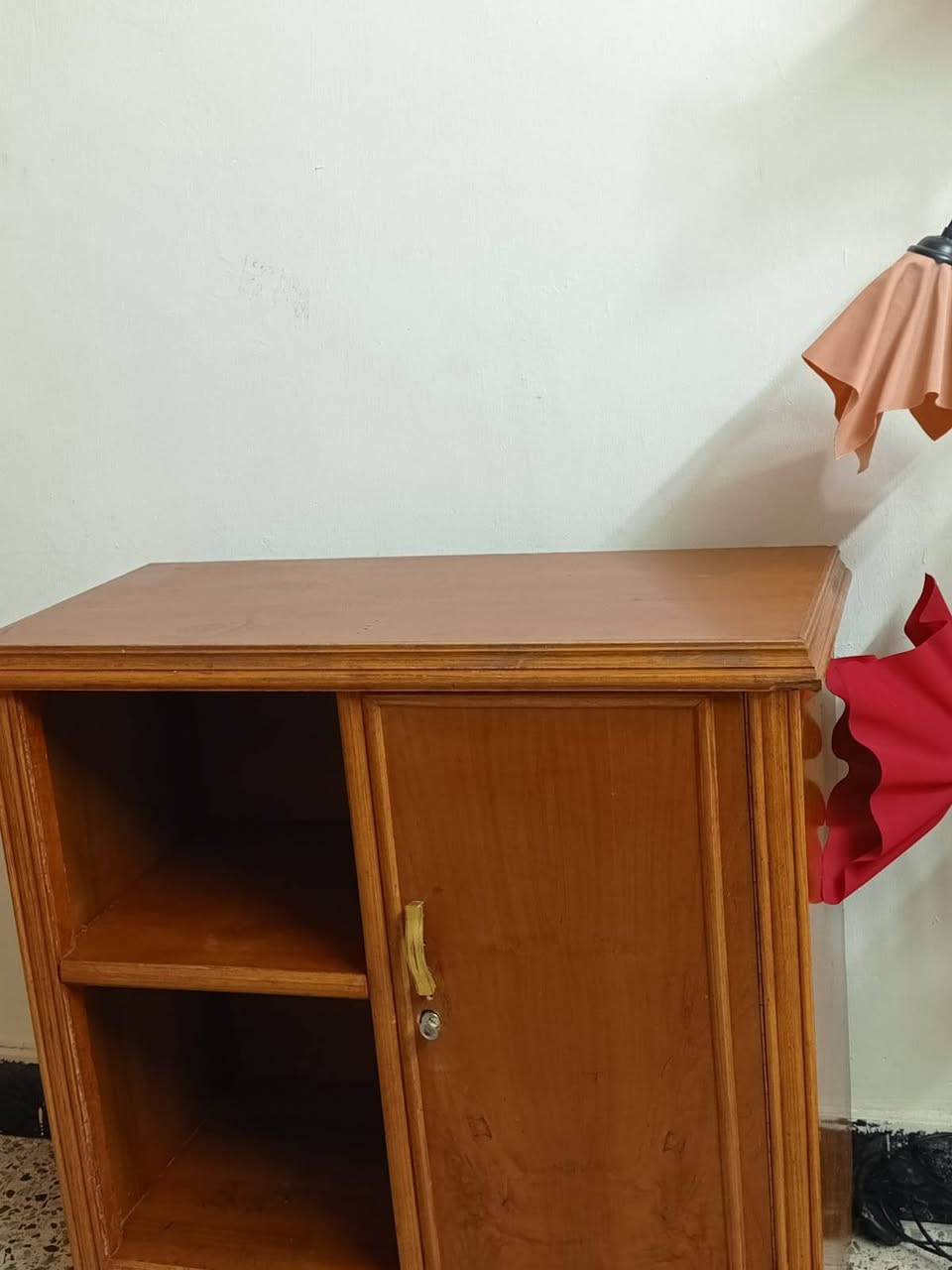 مرحبا غرفت نوم البيع مكان الكماليه الستفسار عله رقم ***********
