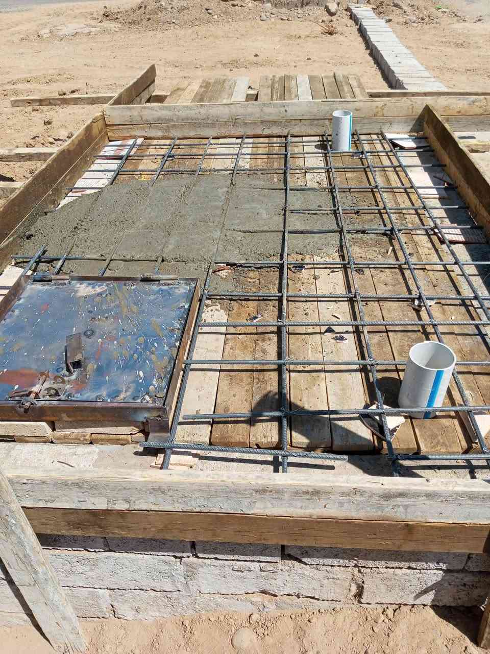 السلام عليكم نجار متفرق 
بيتونه صحيات 
منهولات بناء وتخشيب وصب 
شغل درجه اولى 
***********
