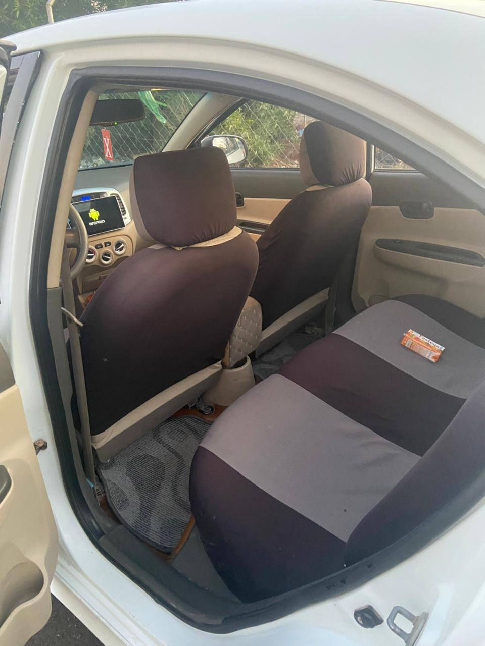 اكسنت 2011 خليجي
محرك 1600
رقم بغداد 
سيارة جاهزة مابيها اي نقص 
السعر 105 وبيها مجال 
مكاني بغداد
***********
