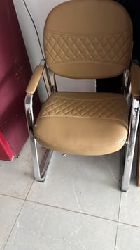 طبلات • كرسي مكتبي • بعقوبة التحرير