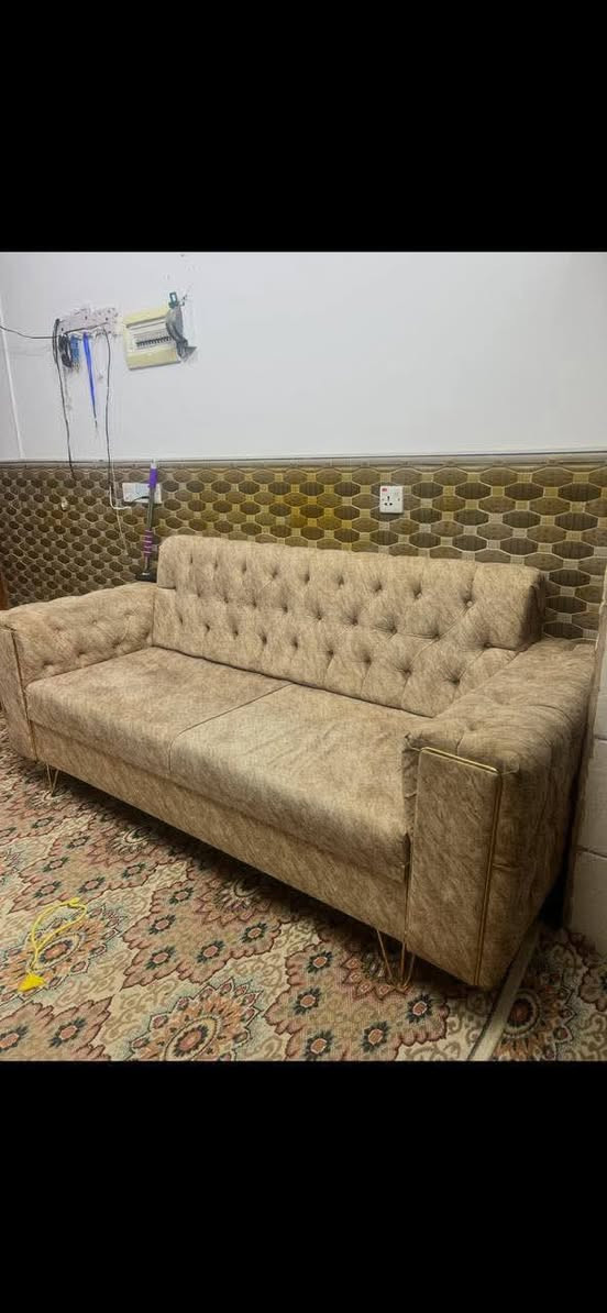 السلام عليكم ...تخم قنفات للبيع عنوان خانقين ايمام عباس..مكلللف بالنشر ..***********
