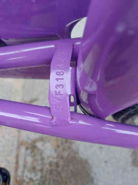 سلام عليكم بايسكل لون بنفسجي جديد رمبة سالة شهر طالع من الرمبة بريكات امامي خلفي كلة مسلفن شركة BDلايت ثلجي السعر 150متواجد فيس الرقم ***********
