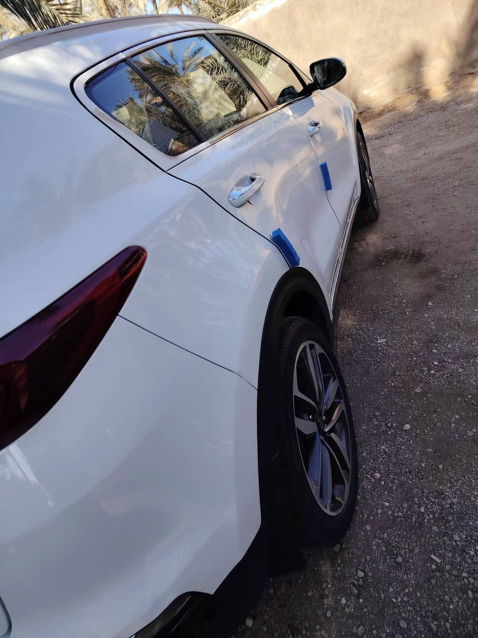 سلام عليكم ورحمة الله وبركاته كية سبورتج 2019 سيارة فول مواصفات 
 بصمة تحكم ستيرن سقف بنرامة كشنات كهرباء  اشاير بل مري   او مري شفط قطعتين تبريد فول مصفات السيارة كير او مكينة او حدادية او تخم تاير كلة جديد  سيارة جاهزة من كلشي سيارة كفالة عامة فقط الموجود بسونار غيرهن مكفولة السيارة  السعر 200 او بيهة مجال حك الجية  و للستفسار اكثر اتصل او بيك خير ودلل 
 بي وتساب *********** 
*********** مكان الدوانية قضاء الشامية
