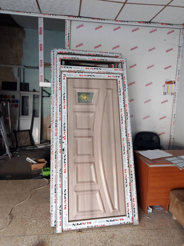 🌟✨ عروض استثنائية من معمل الإبداع الهندسي! ✨🌟

بمناسبة شهر رمضان المبارك، نتوجه بأسمى آيات التهاني والتبريكات لكل عملائنا الكرام. أعاده الله عليكم بالخير والبركات!

هل تبحث عن التميز والجودة العالية لمشروعاتك؟ نحن هنا لنقدم لك أفضل الحلول!

🏠 تشكيلة مذهلة من منتجات الألمنيوم السلايت والشبابيك PVC 🏠

🔥 عروضنا لا تفوت:
- ألمنيوم سلايت تركي ثلاث خطوط — فقط 45 دولار لمتر!
- ألمنيوم سلايت ثلاث خطوط 9.5 — فقط 50 دولار لمتر!
- باب ألمنيوم مع زجاج — سعر مميز 135 دولار!

💡 عروض خاصة:
- متر الشباك الأبيض PVC ثقل مسلح حديد — فقط 28 دولار لمتر!
- جميع الألوان متاحة بسعر 39 دولار لمتر!

📍 موقعنا: الموصل، الجانب الأيمن، مدخل الزنجلي من جهة البورصة.

📞 لمزيد من المعلومات والطلبات، تواصل معنا على الأرقام التالية:  
***********  
***********  

✨ لا تفوت فرصة الحصول على أفضل العروض في شهر رمضان! اتصل بنا الآن وشارك هذا المنشور مع أصدقائك ليصلهم كل ما هو جديد! ننتظركم لتحقيق أحلامكم بالمشاريع الهندسية.

🌙 معمل الإبداع الهندسي، حيث تلتقي الجودة بالأناقة والاحترافية! ✨
