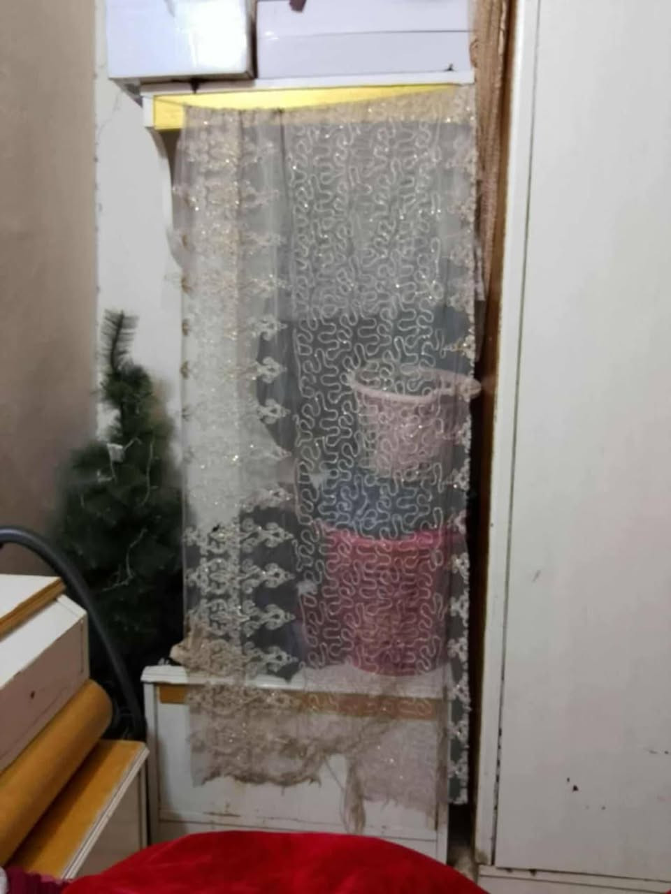 اخوان غرفه عراقيه البيع والعنوان ديالى بعقوبه ***********
