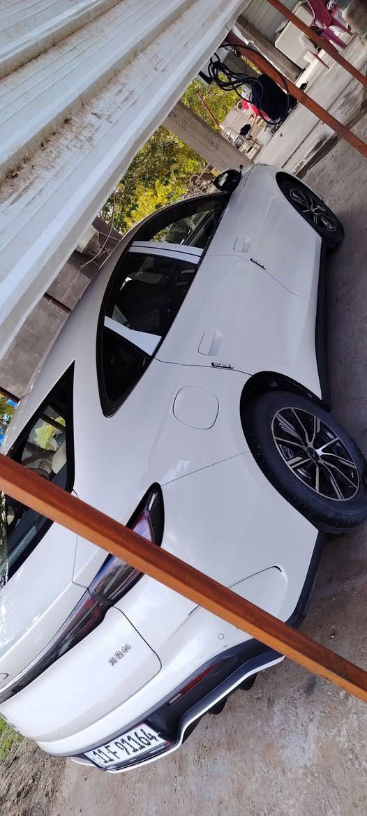 السلام عليكم للبيع pyd
سيل ٦  اللون قهوائي نص فول شاشه دواره ٤ كامرات حساس امامي خلفي كشن كهرباء داخل لونين ابيض واسود ويل كب كروم ماشيه ٧ الف السعر ٢٣٥٠٠
للتواصل اتصل ***********
