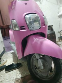 ماكس بوليس • مجال قليل • سلف هندل