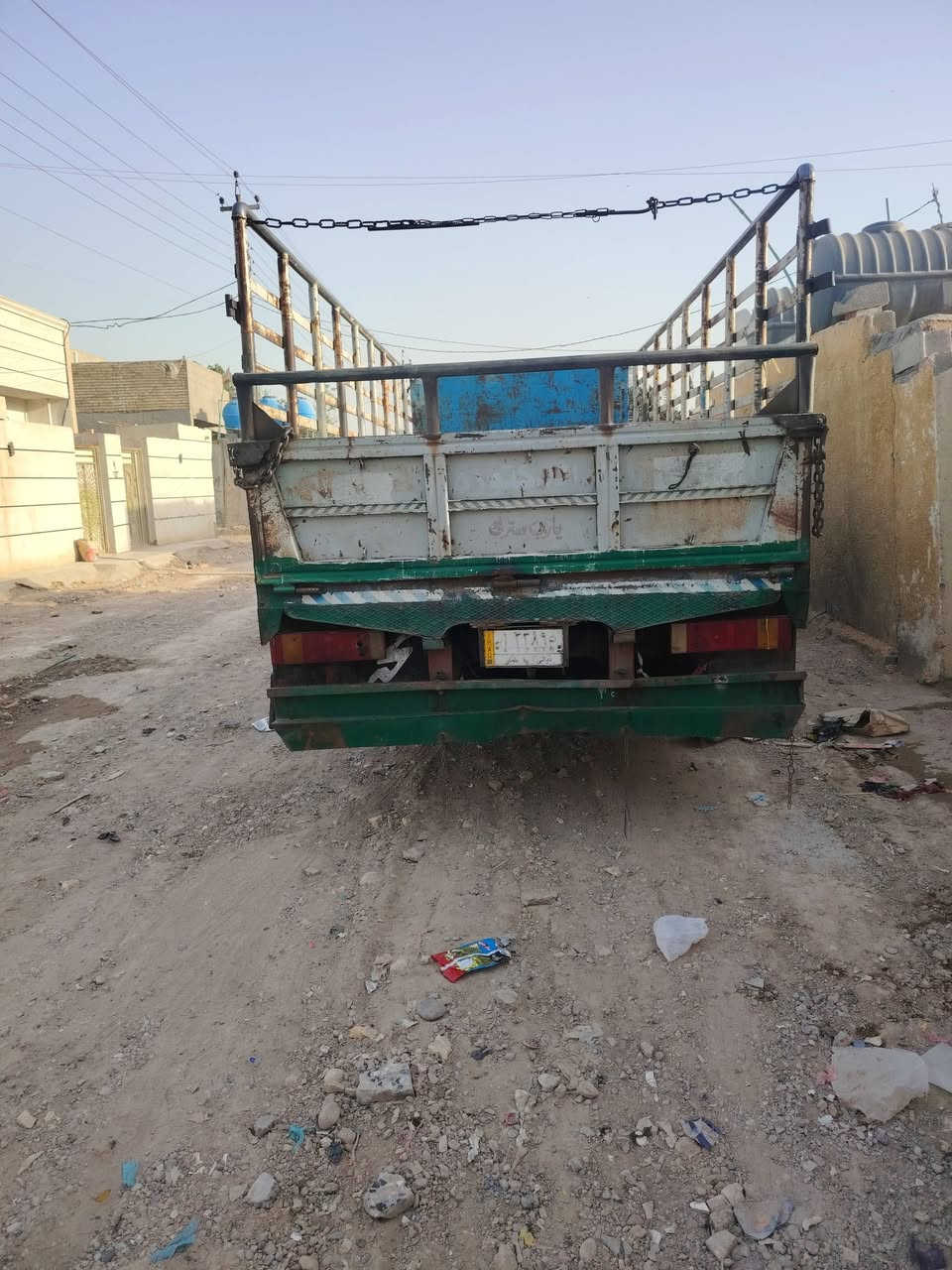 السلام عليكم سيارة للبيع جاهزة مكينة جديدة للتواصل ***********
أو ***********
