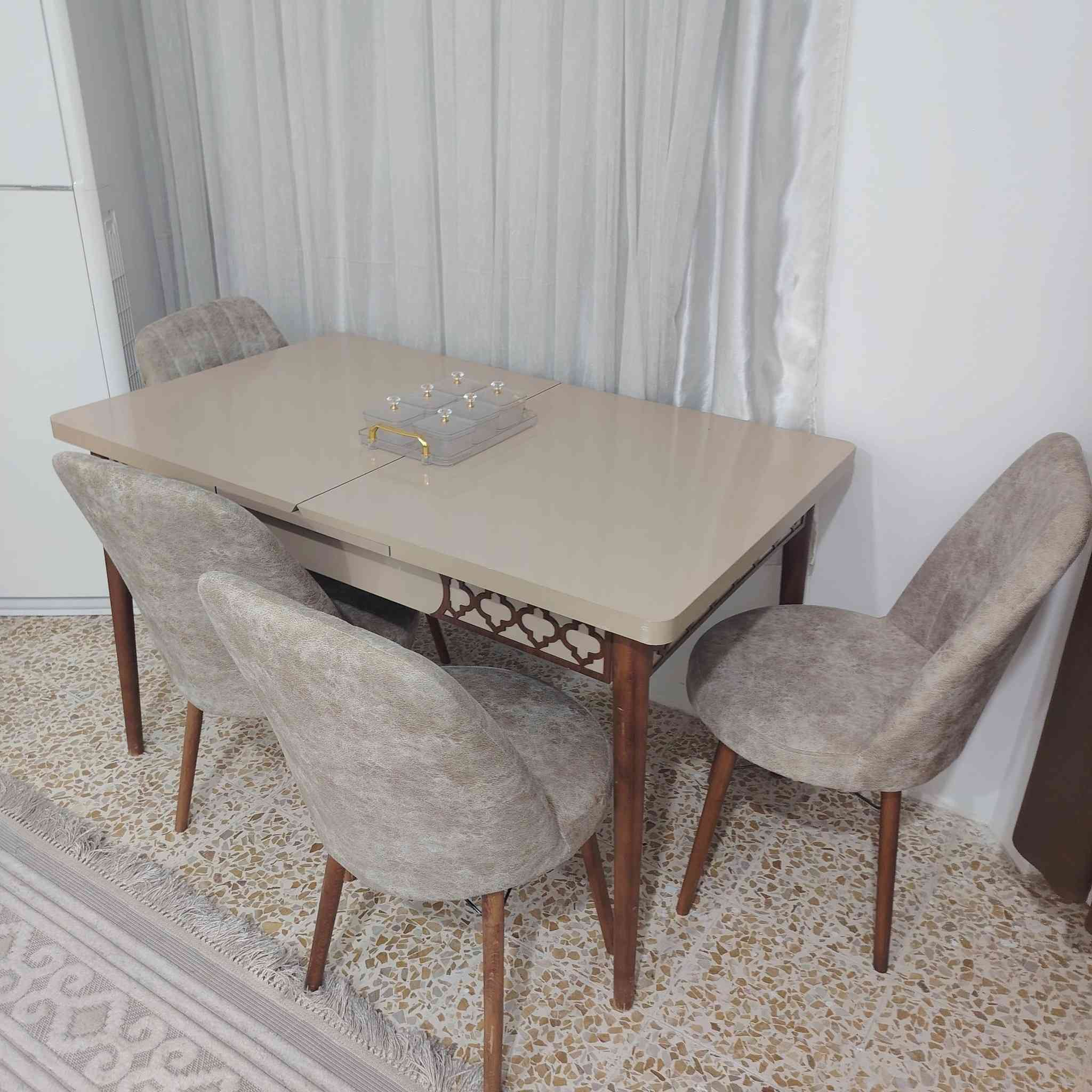 غراض بيت فوول نظافة للبيع للاستفسار راسل الصفحة او اتصل *********** واتساب
