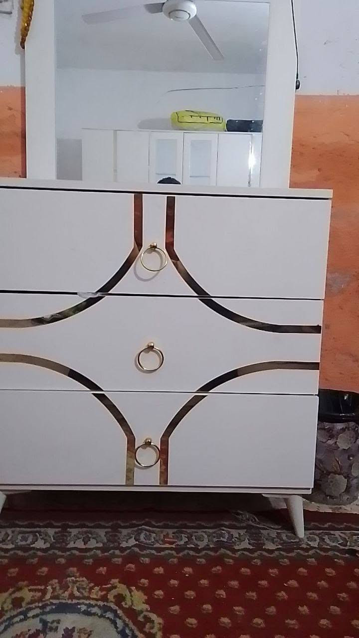 سلام عليكم  غرفه تركيه كامله 5قطع سعره 650وبيه مجال العنوان بغداد المدان


**إذا كنت صاحب هذا الإعلان وتريد حذفه لأي سبب، رجاءا أرسل رسالة إلى الدعم الفني**