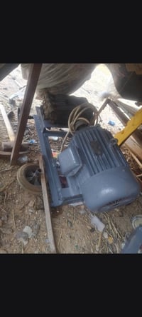 ضاغطة غسل • ٢٠٠ بار • ايطالي