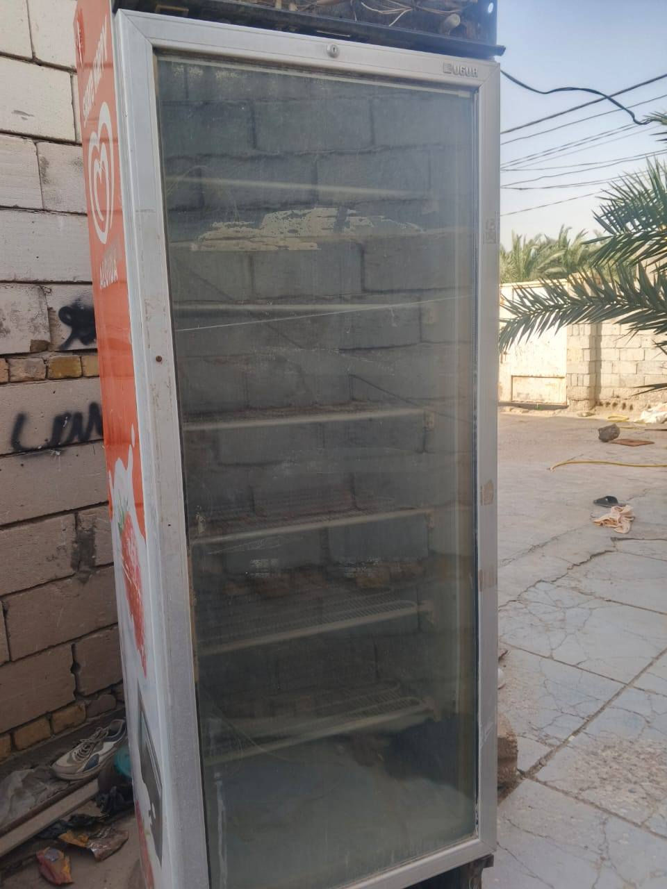 سبالت اثنين و6عارضات 2 مجمدات سبالت عطل بصيط برادات قسم عاطله وقسم ليك مجمدات ليك لبيع *********** ابيعهن شلع
