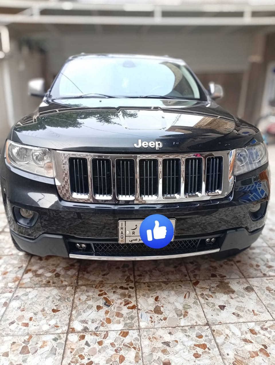 السلام عليكم للبيع او مراوس جيب لاريدو فول مواصفات لمتدد بنوراما كشنات كهربائيه مري شفط تحكمات حساسات شاشه حداده تخم تاير مكينه كير كله جديد مكينه 8 توني شادها  زيرو مديل 2013 وارد امريكي حادث بابين سرقه بدون دواخل أو ضربه داخليه وبيها ربع الجاملغ الامامي فقط ولباقي مكفول من كلشي السعر 165 وبيها مجال رقم بغداد بسمي مكان السياره ميسان اي استفسار اتصل ***********
