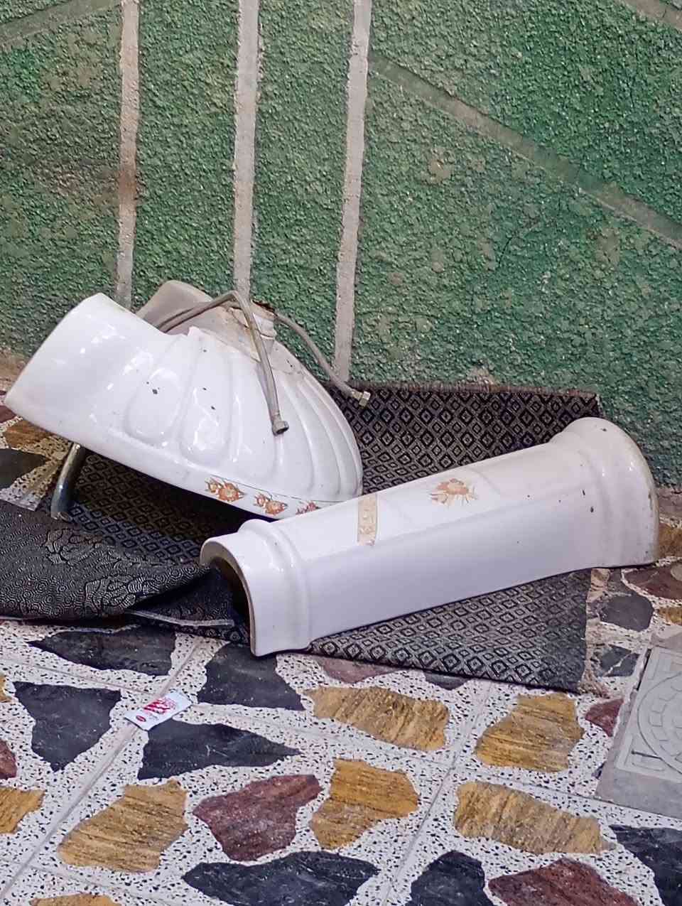 مجمده سعر 250
مغسله سعر 20 نضيفه مابيه اي كسر..مكان كربلاء


**إذا كنت صاحب هذا الإعلان وتريد حذفه لأي سبب، رجاءا أرسل رسالة إلى الدعم الفني**