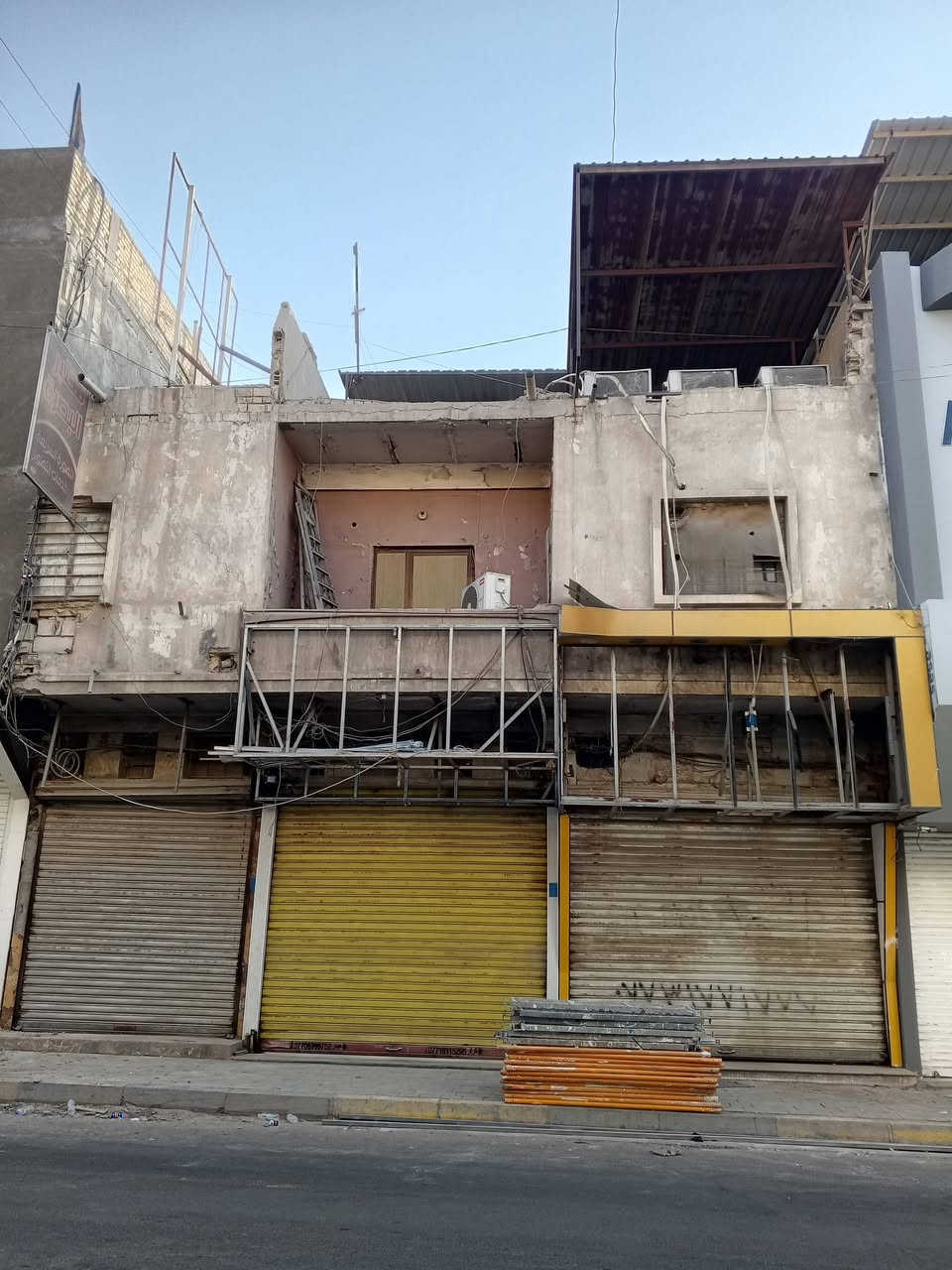 شركه سنابل الخير لتغليف الواجهات المباني بالبردكس والبورسلاين وحداده الواجهات المباني وكافه الاعمال الحداده بنسب الاسعار***********

