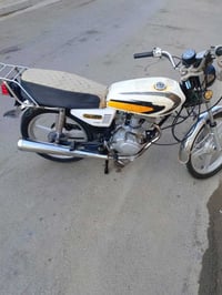 دراجه للبيع مكينه مبدل بس ولفات نضيفه ما بيهة اي نقص السعر 450 و بيهة ...