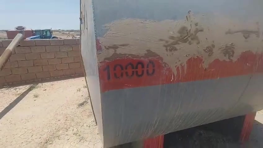 السلام عليكم مكينه افيكو 4 سلندر للبيع +   تانكي 10000 لتر لشراي ينتصل ***********
