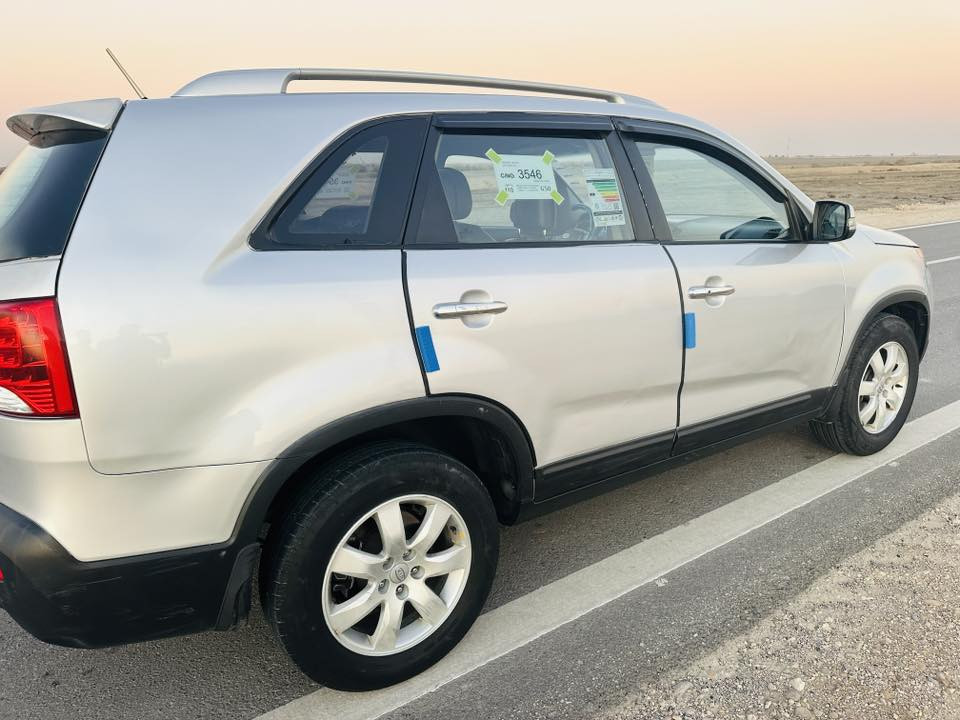 السلام عليكم ورحمة الله 
سورنتو 2013 گاااز 
ادوات ادوات ادوات 
ارقام وسنويه شمالي 
وكاله بسم المشتري 
فول مواصفات 
كصه جنطه فقط
4 سلندر 
تحكم ستيرن 
حساسات خلفي امامي
كامره خلفيه 
مثبت سرعه 
كهربائيات شغاله عامه
حداديه فول 
تخم تاير جديد
كير ومكينه كفاله 
بصمه تشغيل 
بصمة بوب 
اخت الزيرو 
سياره خير من الله 
المكان ذي قار 
النصر
السعر 62 ورقه 
بيه مجال قليل
للاتصال ***********
