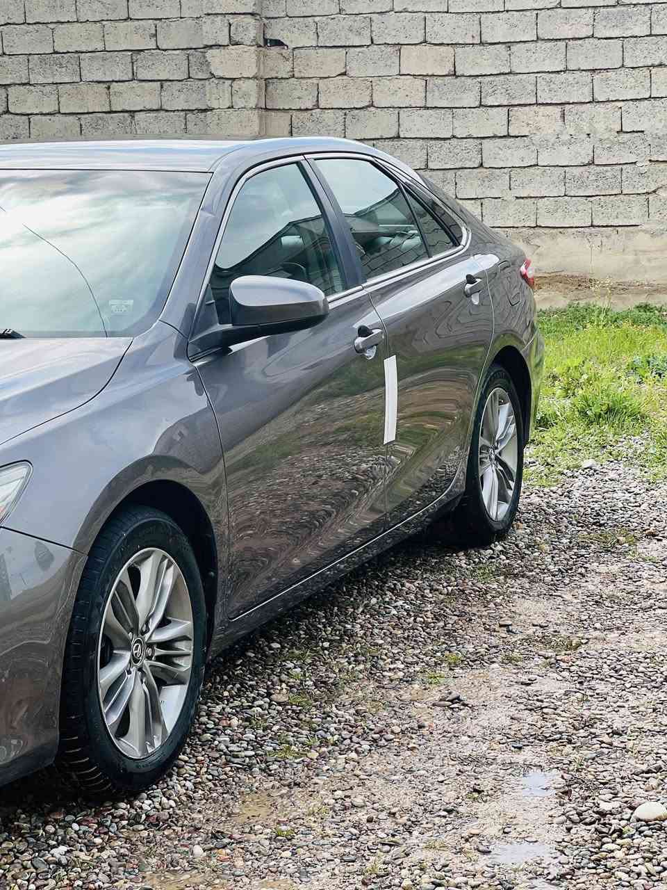 السلام عليكم كامري موديل 2017SE
رقم سليمانيه شرط التحويل 
كير ومحرك بشرط ماشيه 98
_______________________
مواصفات SE
كشانه كهرب 
5 ويل كب 
لايت عدسه 
كشانه جلد
مانع انزلاق 
شفتات ستيرن 
تحكمات ستيرن 
_______________
السياره مكفوله كفاله عامه 
من الصبغ ⚠️
بدون أرباك ⚠️
شواصي بطاين بشرط 
السياره بدون حادث خلاص 
______________________
مكان السياره القياره قريه الحاج علي 
للستفسار الاتصال على الرقم ***********
