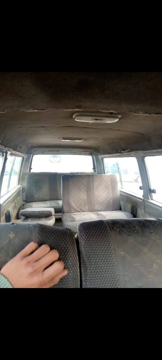 السلام عليكم  كيه بسته موديل 95 نضيفه خياسات مابيها شوفت عينك وسياره ممغسوله واقع حال رقم بغداد أجرا انكليزي السنويه 27 مصفره هئيه وغرامات  هزه 27 اكسل كير شرط مكينه زينه وراعيها موجود تحويل مباشر ماكتبه مروري 
مكان بغداد الزعفرانيه 
رجاء اقره المنشور زين يله تتصل 
*********** 

سعر ٤٠ وبيها مجال
