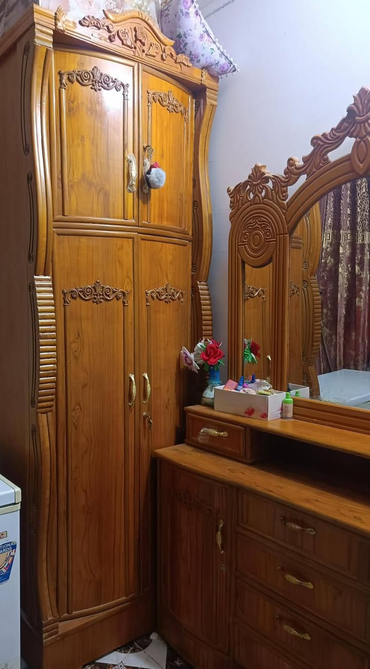 غرفة للبيع السعر خاص ***********
