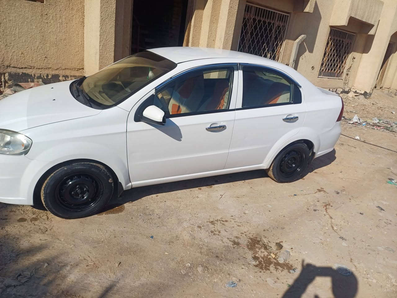 افيو خليجي موديل ٢٠٠٩ رقم بابل فول اؤتماتيك مكفوله من الضربه والصبغ فقط جاملغ امامي مبدل اصلي والباقي كفاله من كلشي والسونار مرفق مع الصور مكينه مسكر ١٦٠٠ وكير وحداديه وتخم تاير كله مكفول السعر ٦٩ مكانه بلحله المركز للاستفسار ***********
