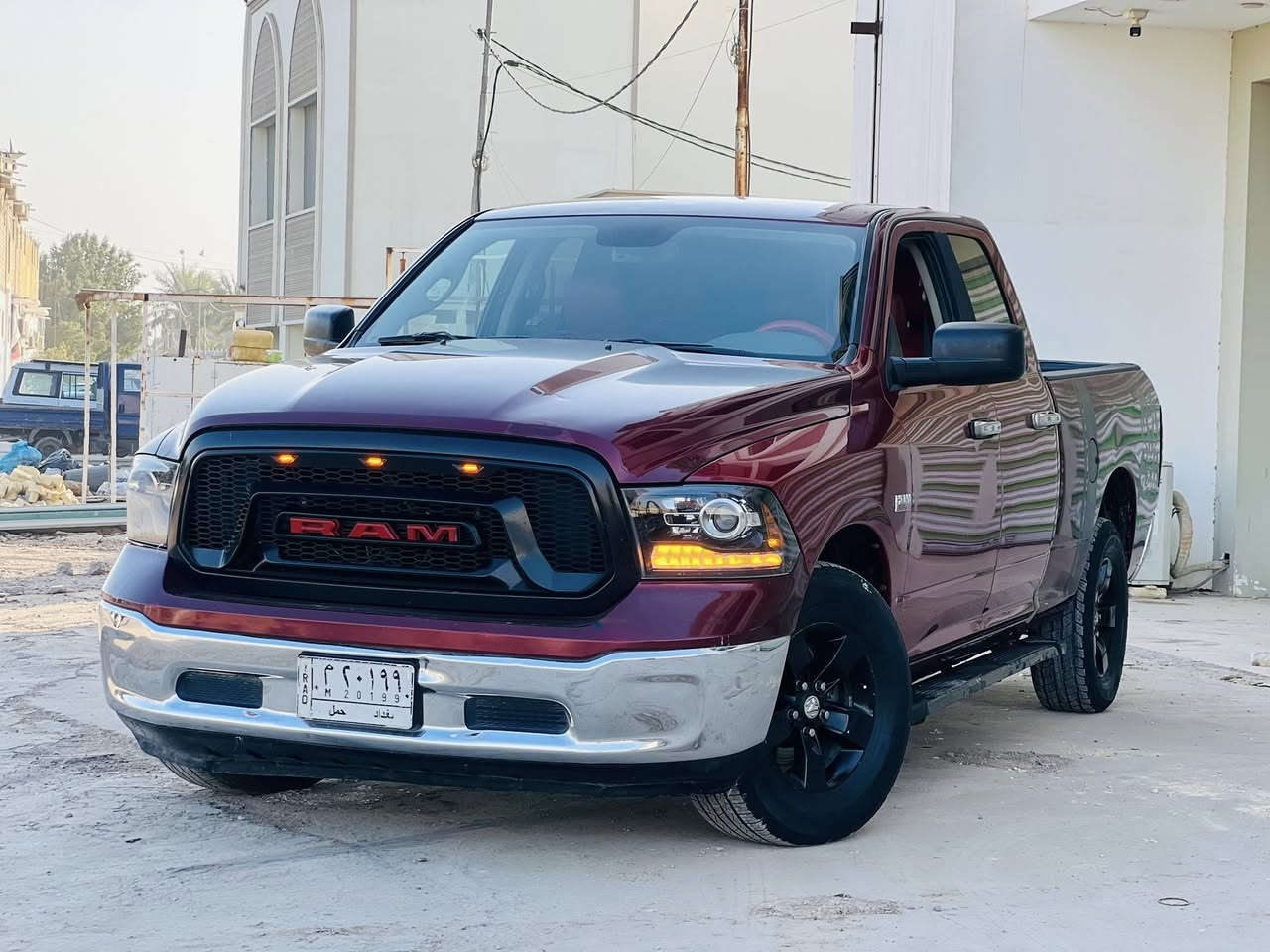 السلام عليكم دوج رام موديل 2018فول مواصفات ماعده الفتحه

8سلندر 5.7 السياره ماشي 125ml

المواصفات

كير موس 

تحكم ستيرن كهرباء+خزن ميموري

تدفئه+تبريد كشنات

تدفئه+تبريد ستيرن

بريك +بانزين كهرباء

نضام ايكو بلادي ويا المشي

رقم بغداد وتحويل موباشر 

ستفسار ‭0774 849 0477‬ ‬
