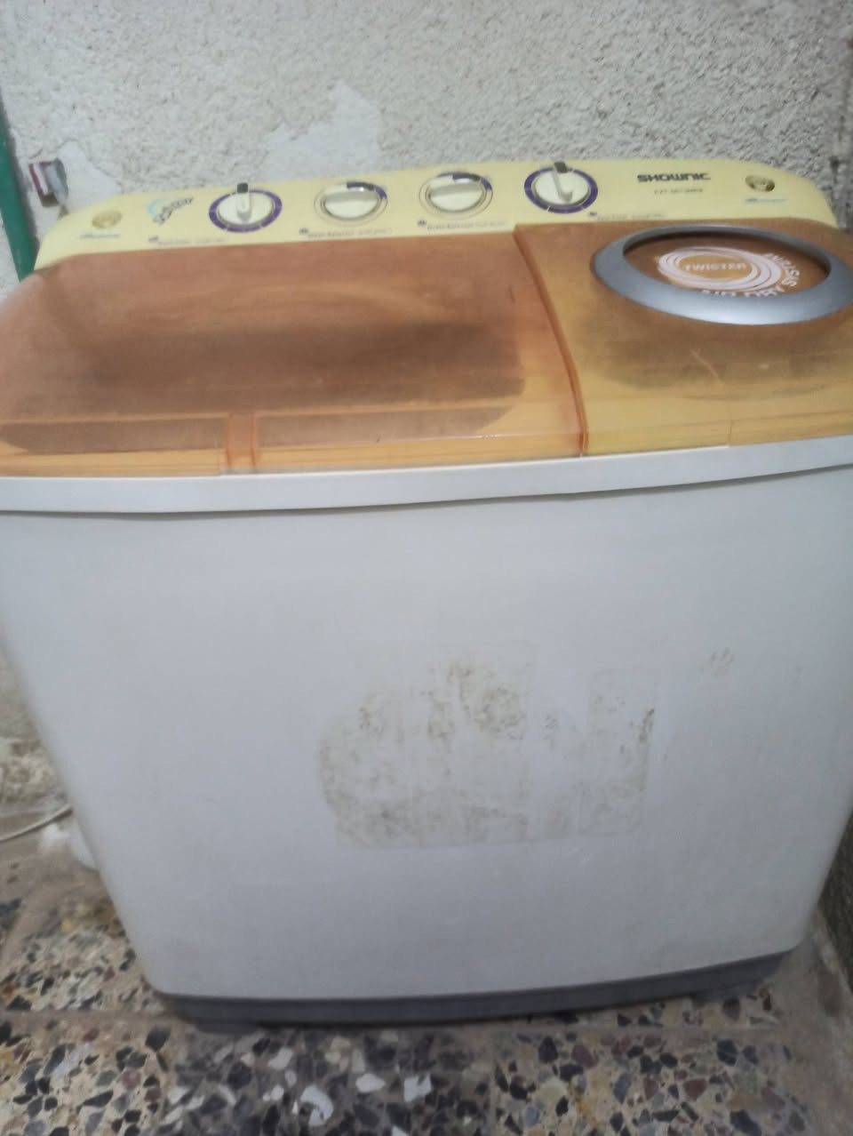غساله جاهزه معه النشاف 15كيلو غسل وتنشيف ماداخله تصليح للبيع السعر 75 مكاني خلف مستشفئ التركي ***********
