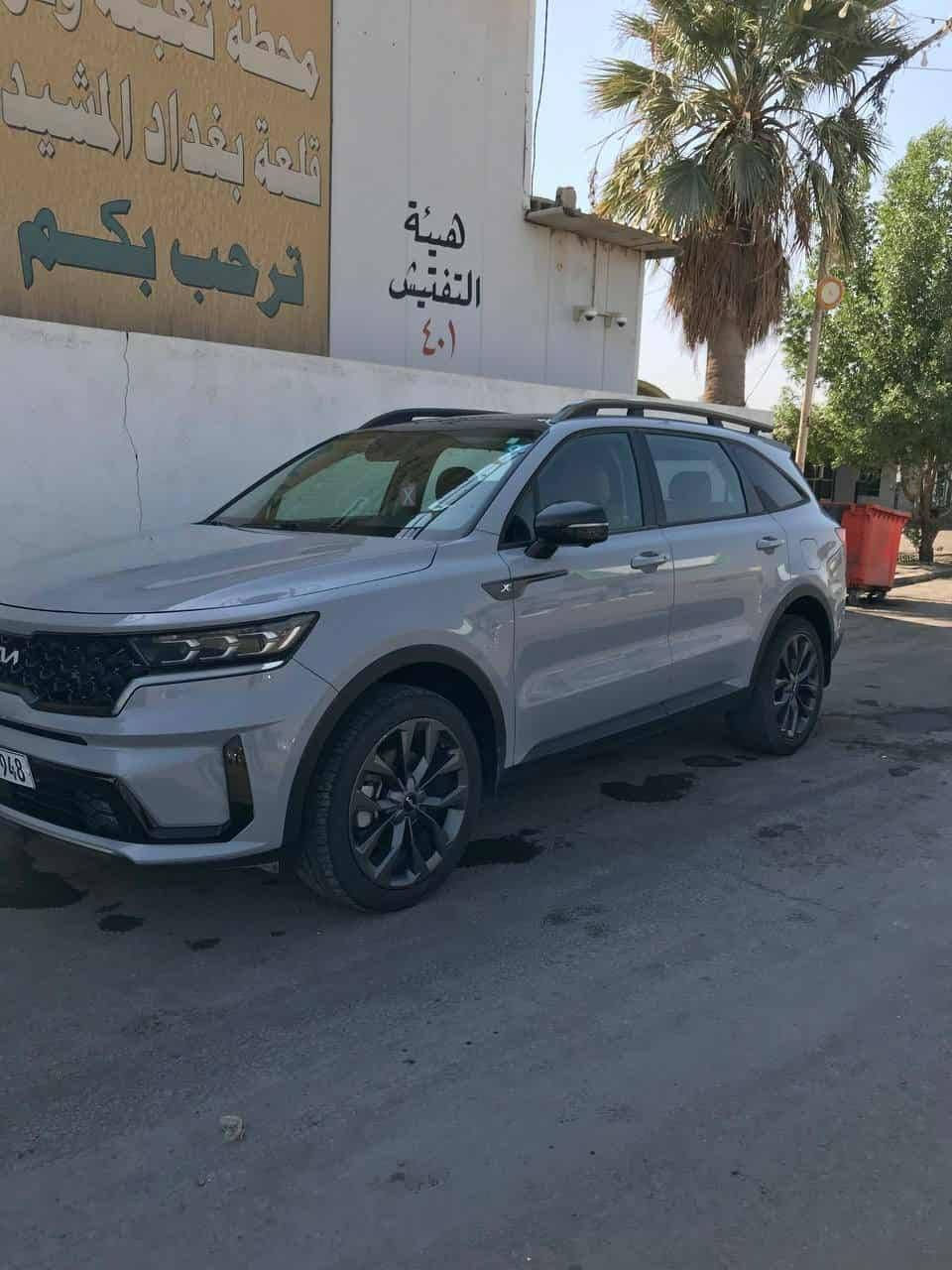 السلام عليكم 
سورنتو 2022
أمريكي حادث بنيد صبغ
وجاملغ بارد فقط
ايرباك ستيرن فقط
مواصفات 
برستيج فول لفول 
شتريد مواصفات بيها 
7 راكب 
محرك 2500 تيربو 
لون سمنتي 
رقم بغداد بأسمي 
ماشيه52  ميل 
سعر 
خابر صاحبها إذا عجبتك سياره
***********

