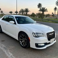 عندي كلايزلر 300 موديل 2017 داخله جديد داخله بكتاب الظباط مرقمه بغداد ...