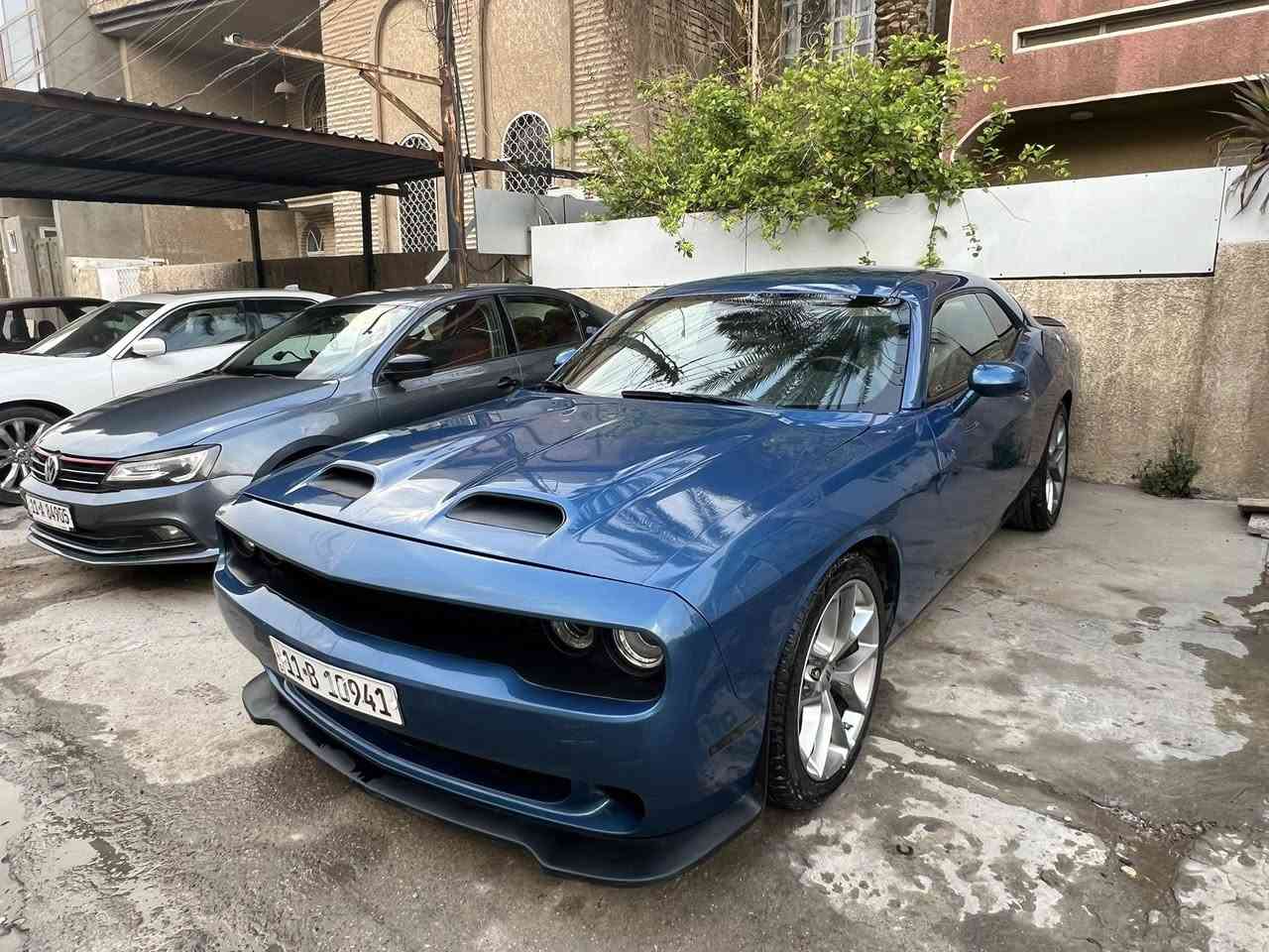 جالنجر  2023 GT
بيها تبديل بنيد وجاملغ جهة السايق 

والسونار مرفق مع الصور 

السيارة ماشية 29 ميل فقط 

ويل 20 

داخل جلد ابيض واسود 

السيارة متواجدة في بغداد او ديالى 

 معرض النبأ العظيم

السعر 177$ وبيها مجال بسيط 

للاستفسار على الارقام التالية 

***********

***********
