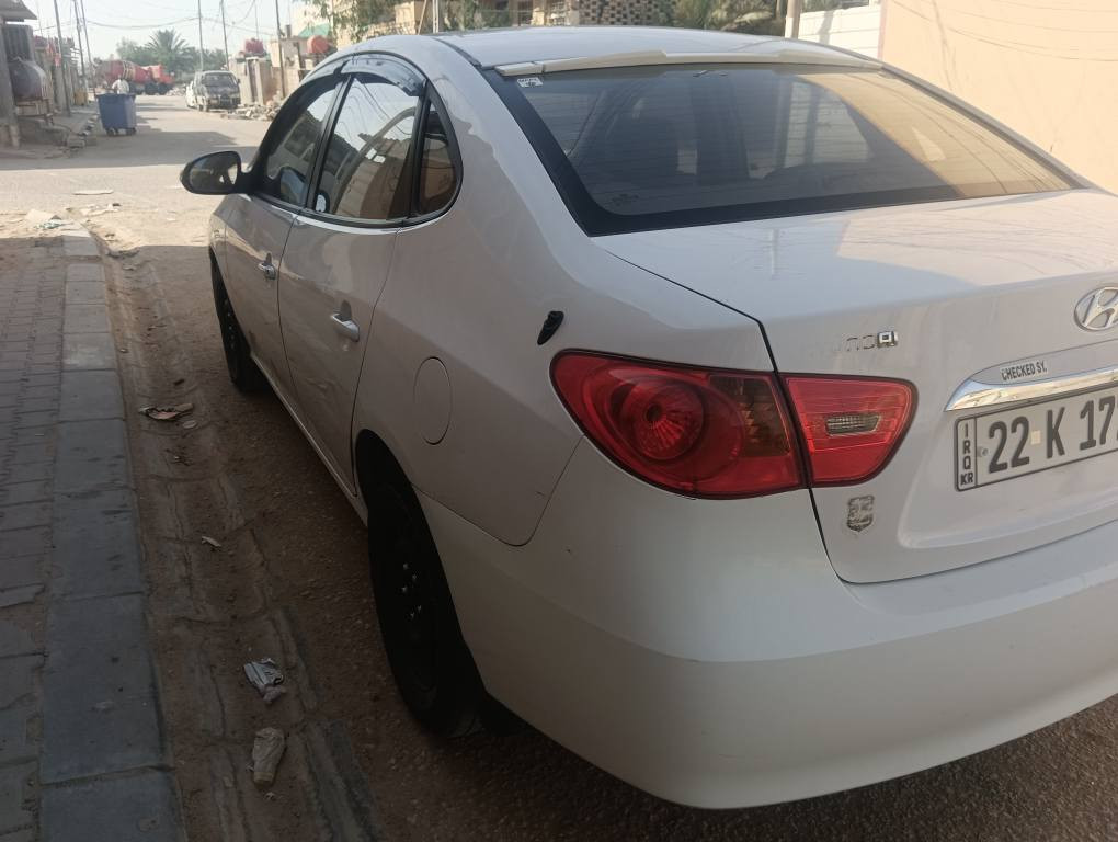 مكفولة من الصبغ والضربه ما عدا البارد المذكور بلسونار كير محرك حداديه تبريد كله جديد شاشه كامره خلفيه كهربائيات كلها شغاله سياره معايزه شي سونار مرفق بلمنشور 
*********** النجف, العراق
