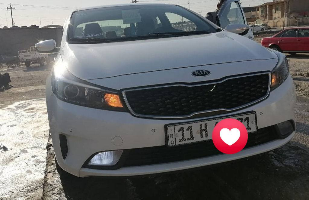 السلام عليكم
سيراتو خليجي 2018 فول مواصفات بصمه ماشي 121مكفوله ماعده الدوسه تقريبا ٥٠ سانتي صبغ  مذكورة بالسونار 
تخم تاير جديد باتري جديد حدادي وره وكدام جديد اشاره ترحيب عند قتراب سياره جنطه ذكيه كل نقص مابيهه هزه جديده رقم انكليزي 
بسمي مكانه سماوه  الخضر 
*********** ابو وليد
