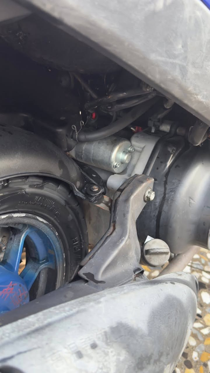 سلام عليكم
ماكس عدله كفاله عامه ختم واحد وي المكينه  
شلعه ومعدل فول كهربائيات كلها شغاله 
بيها تزويد خارجي (يدات بريك +صدر امامي خلفي 
+ اشاير وبك لايت مال 4ولفات +ويل مشيف اصلي +
فراك بريك + قطره اكسل وقاعده مال رقم ) دراجه مذب عليها ربع دينار ستوني مسواي ادامه للكلجات 
مكانها نعمانيه وسعرها 950وبيها مجال 
***********
