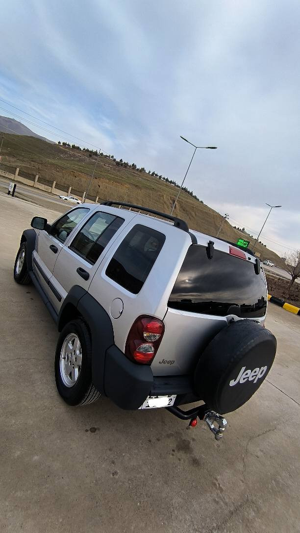 جێب لیبێرتی ٢٠٠٦ گێڕ و مەکینە و دەبڵ ئەکسی بەشەرت ٣ پارچەی ئەمریکای بۆیاخە بێ ناوگرتن سەنەوی تا ٢٠٢٨ تازەیە مواسەفاتی فولە قەپاتە بەس سڵاید نییە کوشن ھیتەر کوشن کارەبای جڵدە نرخی ٨٧ گەڵاو معامەلەیەکی کەم لە سلێمانیم *********** السليمانية, العراق
