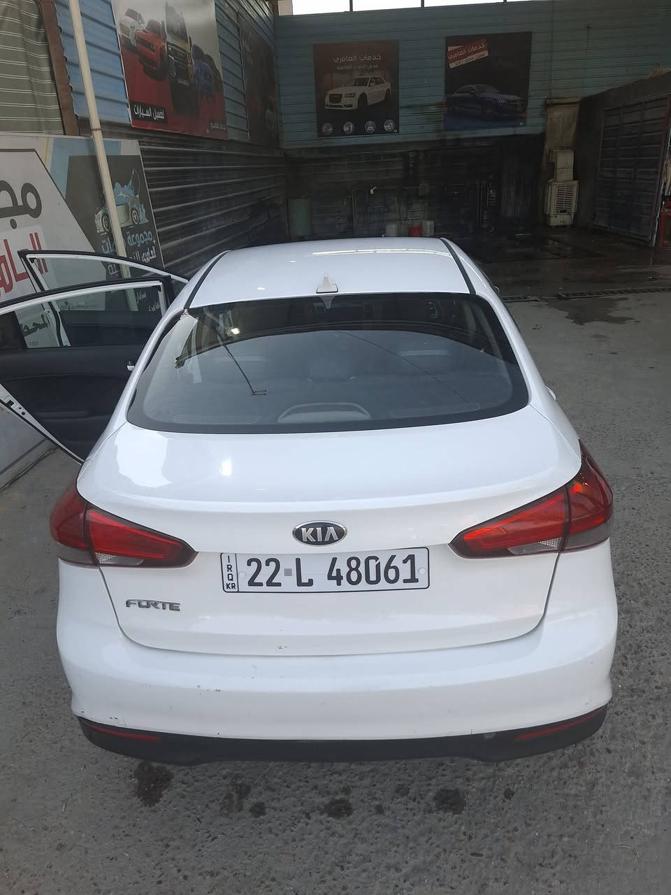 السلام عليكم
كيا فورتي موديل ٢٠١٨ الحادث موضح بالصور ونفسة مصلح مكفولة من التبديل تصليح القطع نفسهن 
منظومة تبريد جديدة شادهه 
تخم تاير جديد 
باتري جديد 
السعر ١٢٥ وبيها مجال بسيط للاستفسار الاتصال على الرقم 
***********
