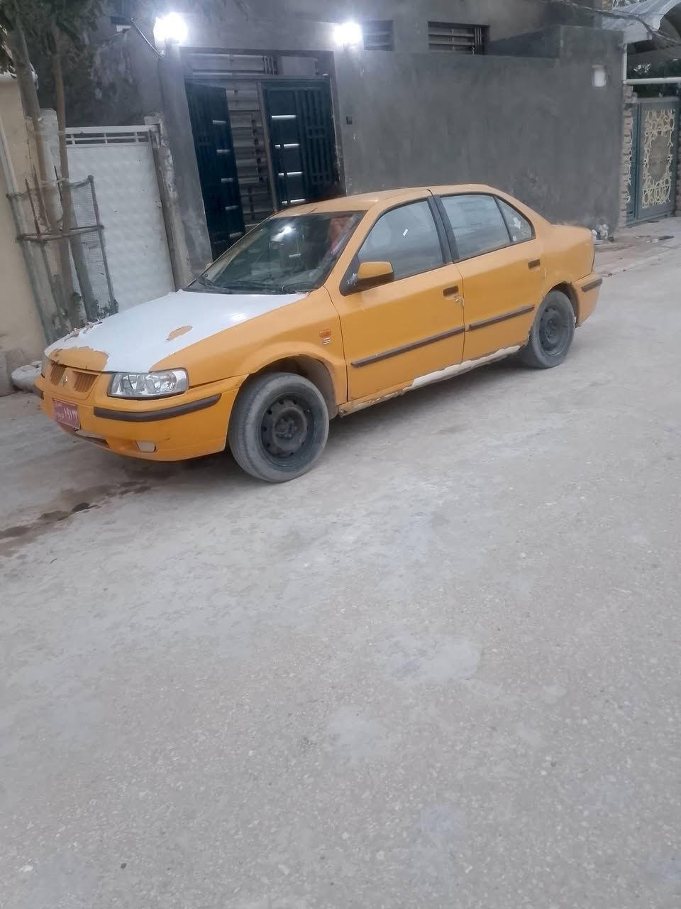 السلام عليكم سياره سمند 2011 سياره ستوه مجفته تشتغل وتمشي كهربايات كله شغاله راعيه ماندله وسنويه بس الستنساخ عندي والله اسويلك مكاتبه عن السرقه والعشاير المكان نجف حي العسكري مدارس السعر 8 وبيه مجال بسيط ***********
