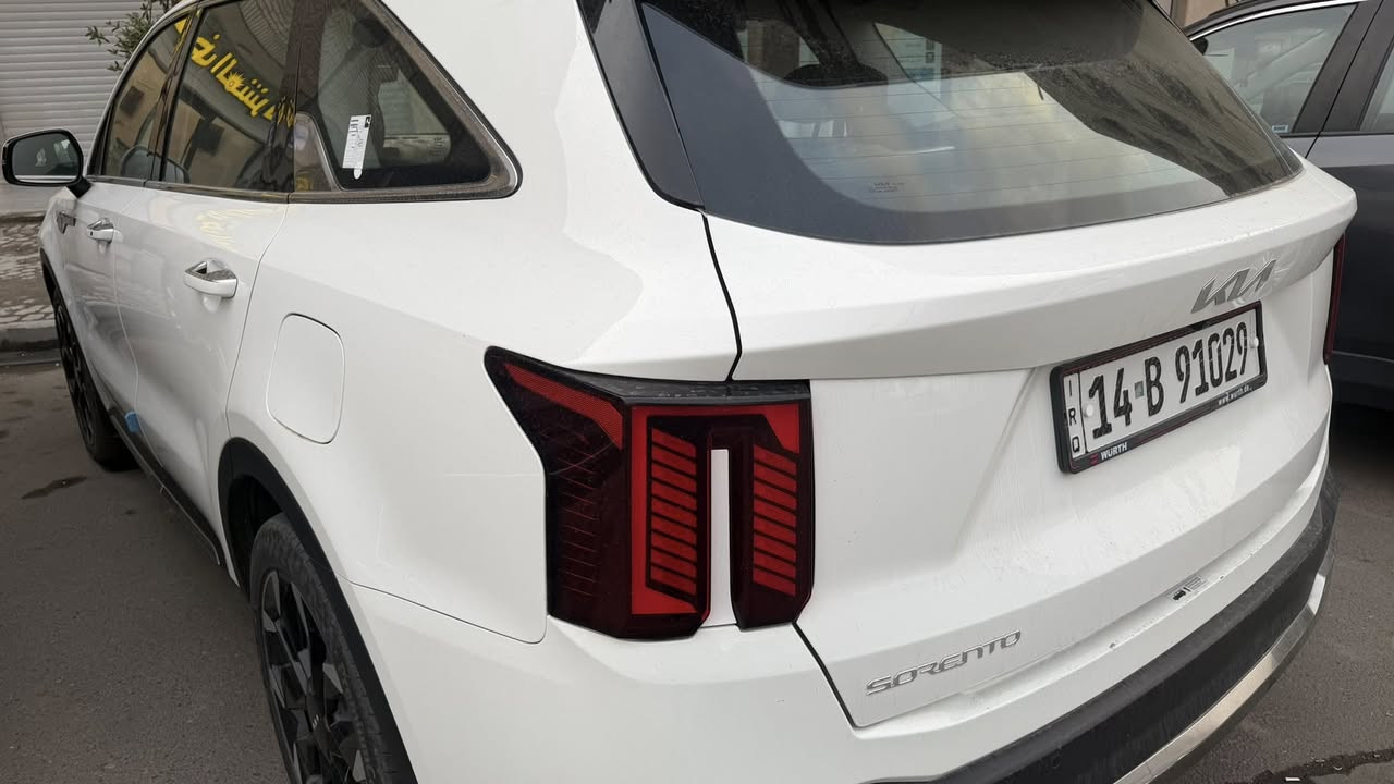 كيا سورنتو 2025 مكينه 6 سلندر  7 راكب رقم بصره
ماشيه 72 الف  حره تحويل مباشر    كامرتين داتشو  
كفاله عامه السياره عنوان  بغداد  والناصريه 
سعر 315  
الاستفسار ع رقم ***********
***********@إشارة
