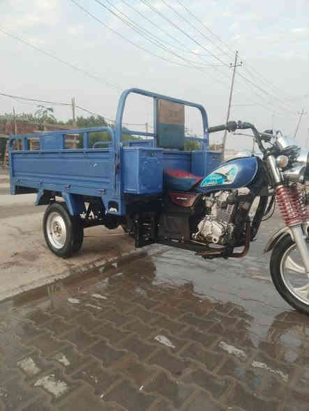 فحل جمره للبيع موديل 23كفاله عامه اوراق اصولي وكيل علي عنجور مكاني كوفه السعر ملونين وميه وخمسين وبيها مجال الشراي بخدمته ورقمي بي واتساب***********
