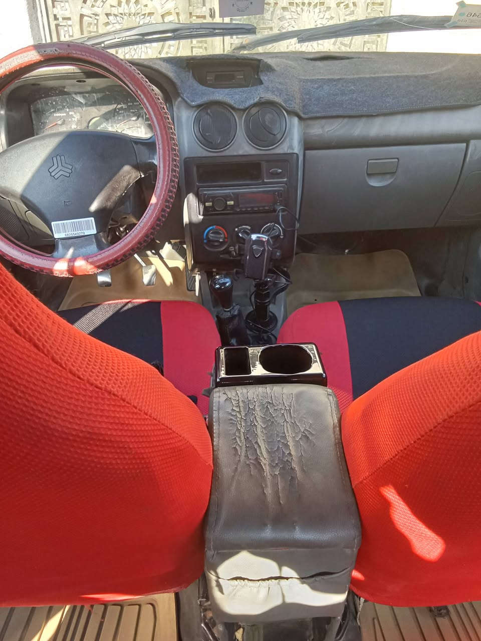 سلام عليكم شباب سايبه 2014 كير ومكينه كفاله تبريد شغال صدر امامي خلفي جديد صاعده هزه  تخم تاير جديد سياره ما ذب عليهه ربع هيئه وغرامات مصفره السياره خير من الله السعر 32 وبيهه مجال مكاني بغداد مدينه الصدر رقمي ***********
