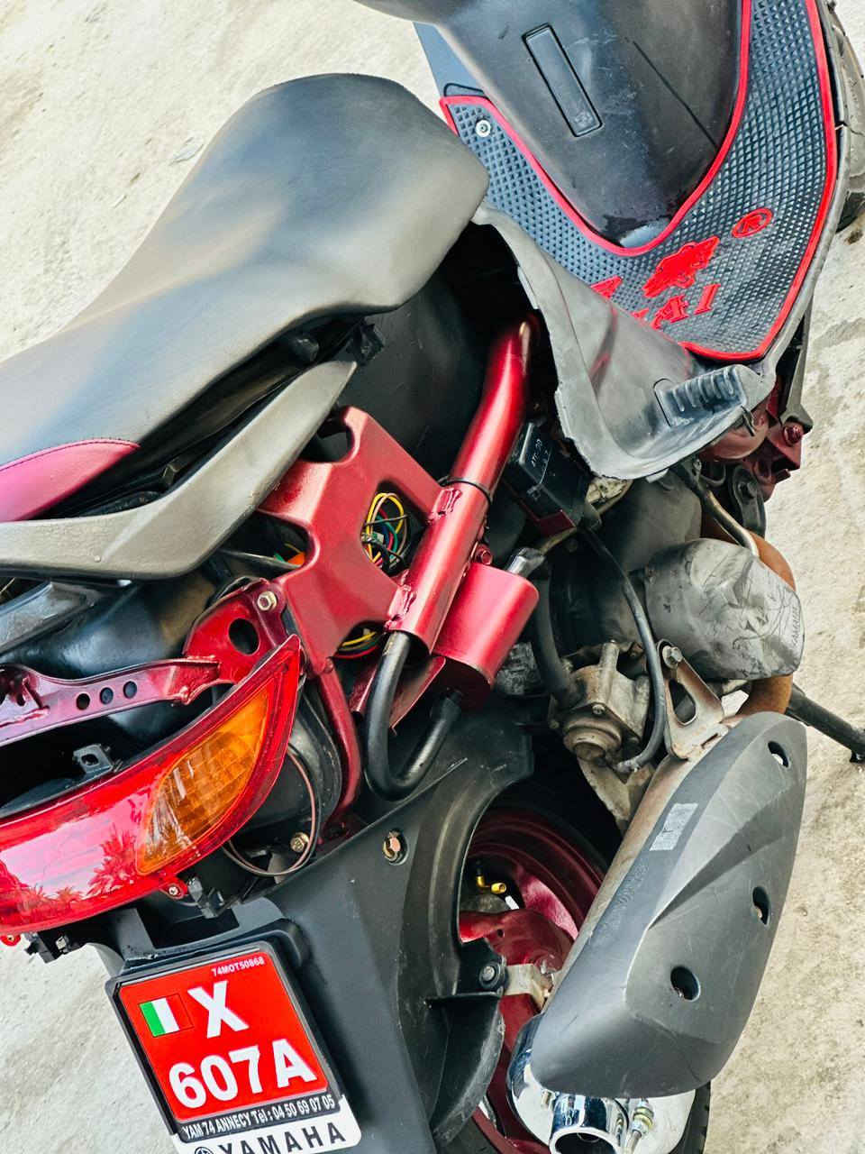 السلام عليكم شباب دراجه للبيع فرشه رمبه اول تبديلته دهن ارجه كفاله عامه شاصي مصبوغ حراري وياله حراري
الدراجه مخسوره عليه هواي حيل درجه مال جني والله فول شلعه ومعدل طيران  الدراجه  البيع السعره 600 وبيه مجال حك الجيه مكاني حله سياحي  ها ترهم مروس حسب القناعه  شعندك نزلي هاذه الرقم ***********
