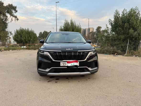 اللهم صلى ع محمد وال محمد 💯 
السلام عليكم 
كيا كرنفال للبيع 2024 وارد امريكي 
سيارة رقم بغداد انكليزي باسمي تحويل مباشرةً 

مواصفات السيارة 
بصمة 4 ابواب 
حساسات امامية 
حساسات خلفية 
رادار امامي 
رادار خلفي 
رادا جانبي 
نقطة عمياء 
سايد بريك بصمة
كشنات جلد لون عسلي 
شاشة كبيرة تدعم كاربلي 
منافذ شحن USB
لايت LED 
مانع انزلاق 
تشغيل واطفاء الحساسات 
كامرة خلفية عدد 2 
تحكمات استيرن جهتين
سياقة ذاتية 
تحديد مسار 
باب خلفي كهربائي
كشنات كهربائية 
7 راكب
ويلكب 17 
اشاير بالمري 
سيارة جاهزة مابيه نقص ان شاء الله 

سيارة وارد امريكي حادثها جاملغ خلفي وشويه من الصندوق الخلفي وكلهم راجعين ع بارد بدون صبغ وبيها تعديل بداية خشم الشاصي الخلفي الايسر 
وشوية من حوض الصندوق غير هيج 
مابيها شي كفالة عامة من دعامية للدعامية 

صور الحادث مرفقة مع المنشور 

سيارة مكانها بغداد _الحبيبية
***********
كل تفاصيل السيارة ذكرتها الكم فوك
