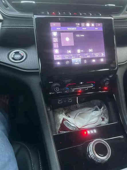 للبيع سيارة فئة لا ريدو 🚘
موديل⬅️ 2023
رقم ⬅️اربيل 
عداد المسافة⬅️ 50
السياره بيه ضرر خلفي بسيط جداً 
السعر⬅️ 330
موقع السياره ⬅️ بغداد
#لمعرفة تفاصيل اكثر  يرجى التواصل مع صاحبه ع الارقام التاليه 
***********📲
***********📲
