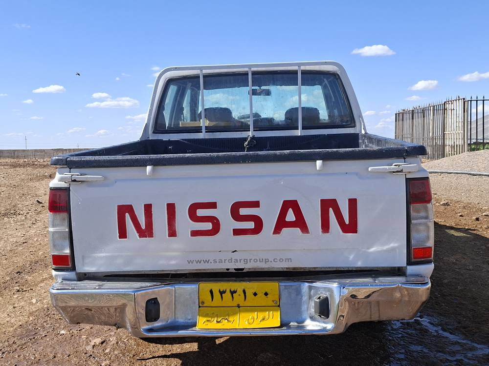 فرۆشتنی خێرا 
نیسان پیکاب 2011  یابانی 
گێر و مەکینەو ئەکسلی بەشەرت قوپاوی و وردەی نیە  زۆر خاوێنە پێشی تازە داگیراوە  تەقە و ڕەقەی نیە  چوار تایەی دۆنلوپی لەسەرە دینار مەسرفی تیا نیە  سەنەویەکەی 3 مانگی ماوە بە سەریا بچیت 
سعری 142 گڵا معاملە
***********
*********** كيفري, ديالى
