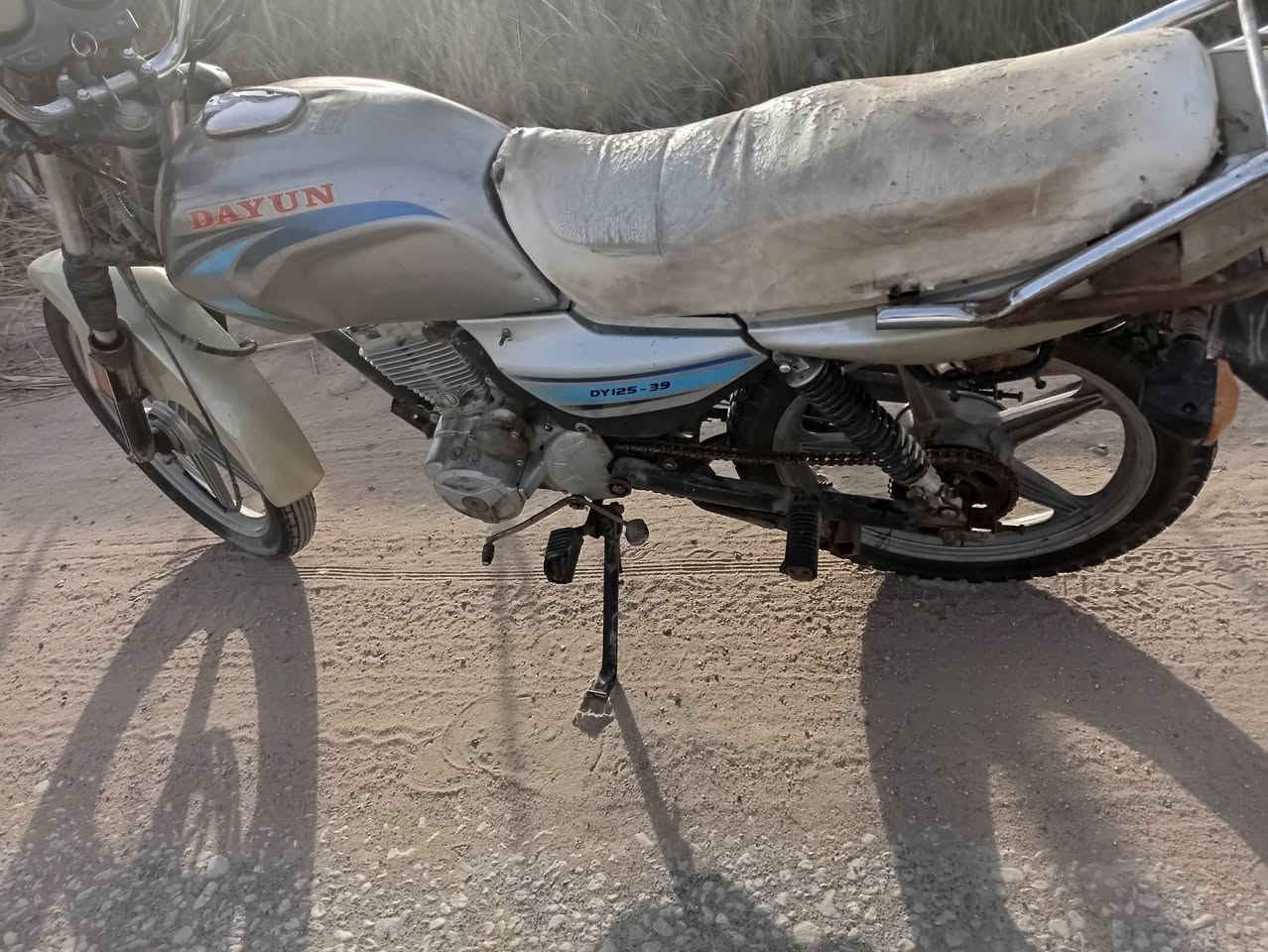 دايون عضم 2018 اوراق محرك نضيف ناعم كلش نكره سلف اشاير كله شغال دراجه ما عايزه شي سعره 425 و بيه مجال ***********
***********واتس
