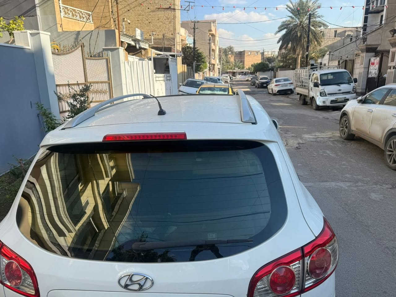 رمضان كريم
سنتافي موديل ٢٠١١ 
رقم سليمانيه الماني 
فول واحد ع واحد 
بصمه.فتحه. ٧راكب. ٣قطع تبريد . حساس خلفي . 
مكينه دوش ٢٤٠٠ مامفتوحه 
ماشيه ١٨٠ الف 
السياره جديده بمعنى الكلمه 
السونار مرفق بالمنشور 

السعر ١٤٨ مجال قليل 
العنوان كربلاء  
*********** 
***********
