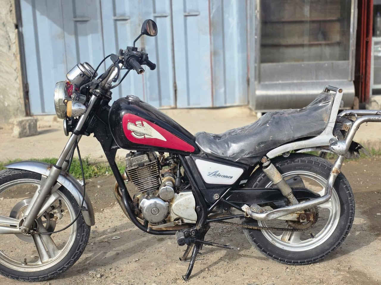 سلام عليكم ماطور ابتر عتله المرقوب محرك لا تنقيص ولا تبخير شرط كهربائيات شغاله تخم تاير جديد سعره اتصل *********** مكانه جويزرات
