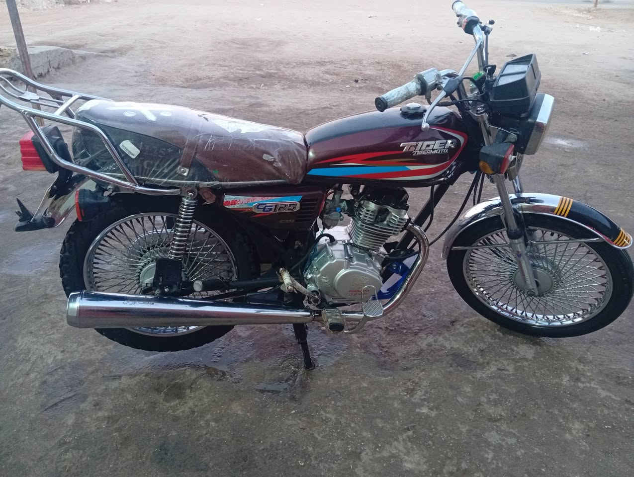 دراجه للبيع موديل 20 مكفول كفاله عامه أي نقص مابيه
اوراق... سعر 550
وبيه مجال قليل 
***********
