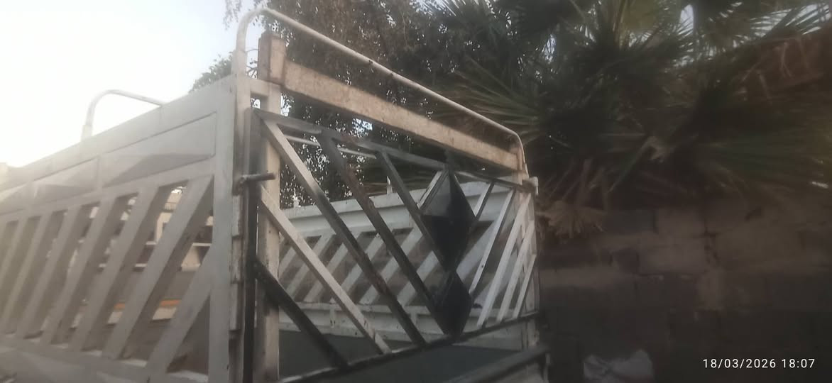 السلام عليكم  محجر البيع***********مكان كربلاء سعره300وبي مجال
